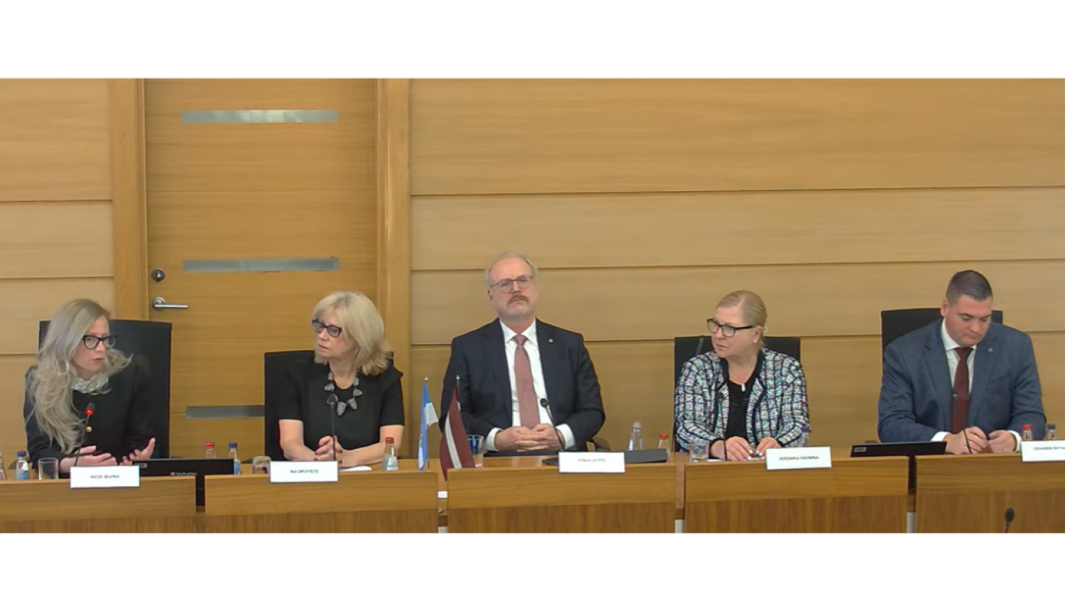 Paneļdiskusija „Kas ir cieņa pret valsts valodu? Kas ir necieņa pret valsts valodu?“